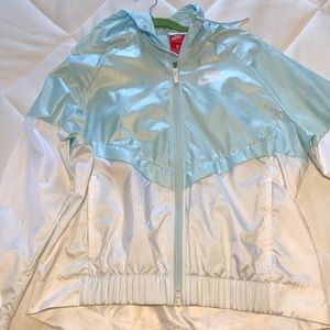 Brand new nike windbreaker